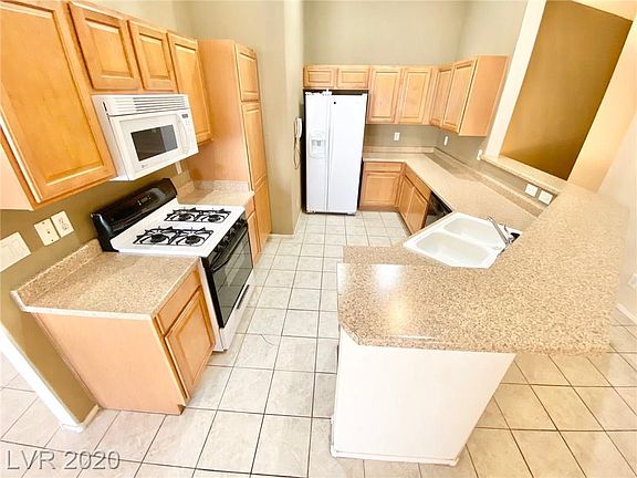 3rd image of 1569 Wild Willey Way Unit Na