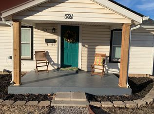 521 SW 1st St, Moore, OK 73160