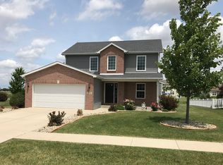 735 Meadowbrook Ln, Bourbonnais, IL