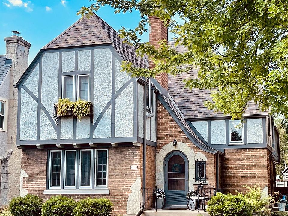 1st image of 8716 Jackson Park BOULEVARD
