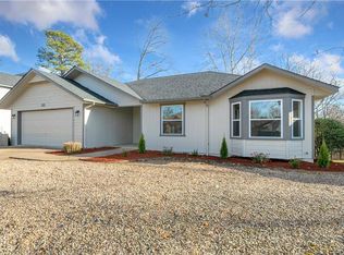 35 Lyndhurst Dr, Bella Vista, AR 72714