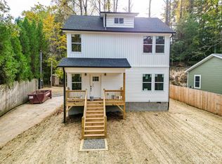 22 Leafy Ridge Way, Hendersonville, NC 28791