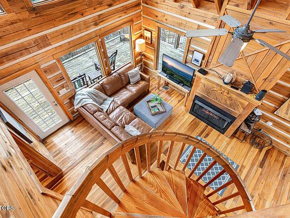 15th image of this home