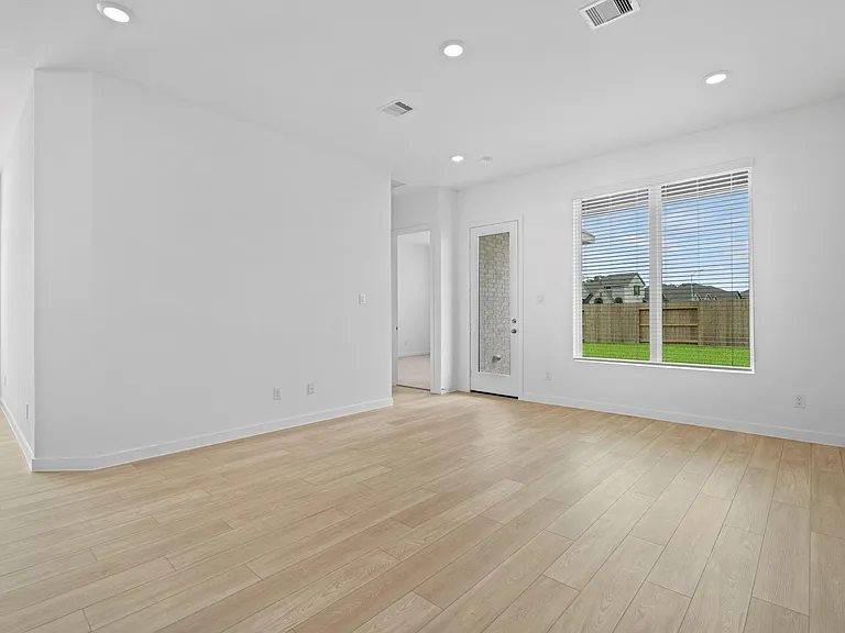 2720 Grove Crest Dr — Photo 15