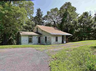 835 Fourth Binnewater Ln, Kingston, NY 12401