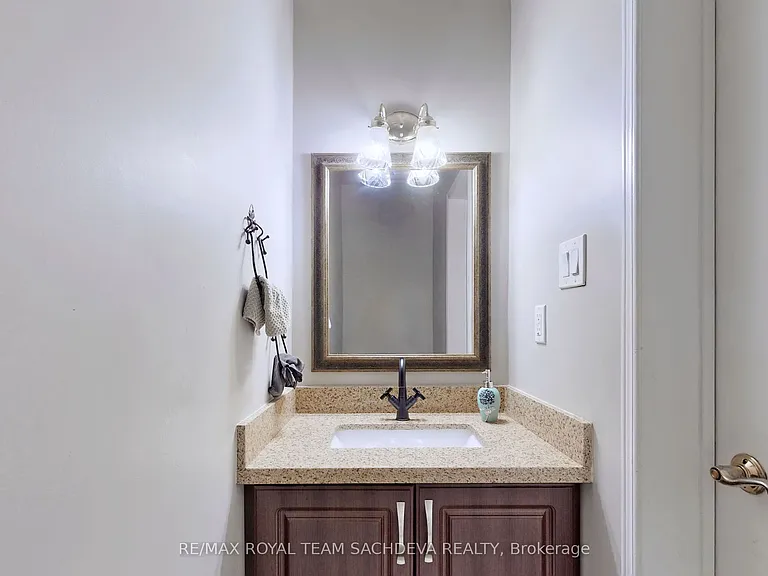 1614 Melman St — Photo 23