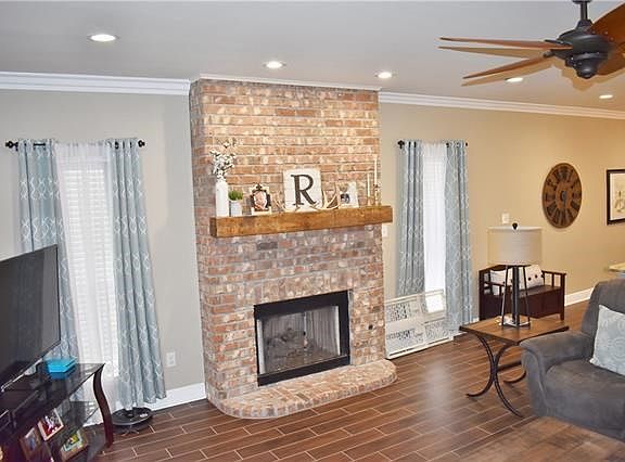 5th image of 4831 Park Dr N