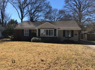 1007 Colonial Rd, Memphis, TN 38117
