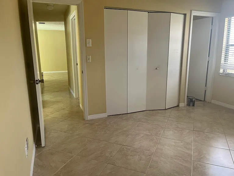 1401 SE Belcrest St — Photo 17