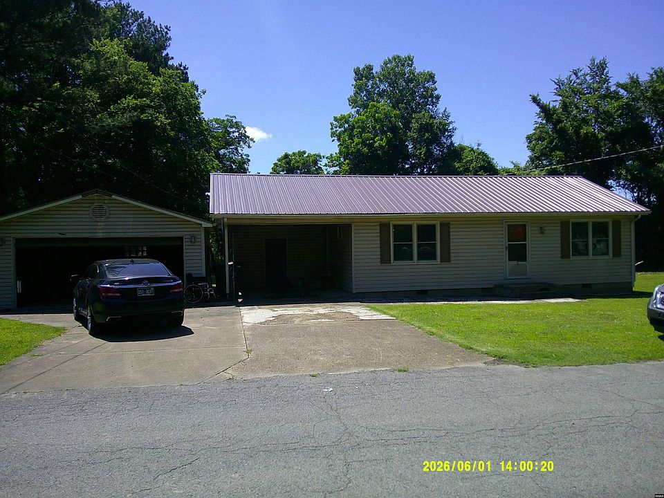 1st image of 443 Caldwell Ave