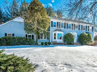 705 Meyersville Rd, Gillette, NJ 07933