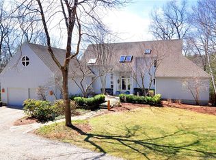 20 Bahre Corner Rd, Canton, CT 06019