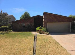 128 W Olympic Dr, Yukon, OK 73099