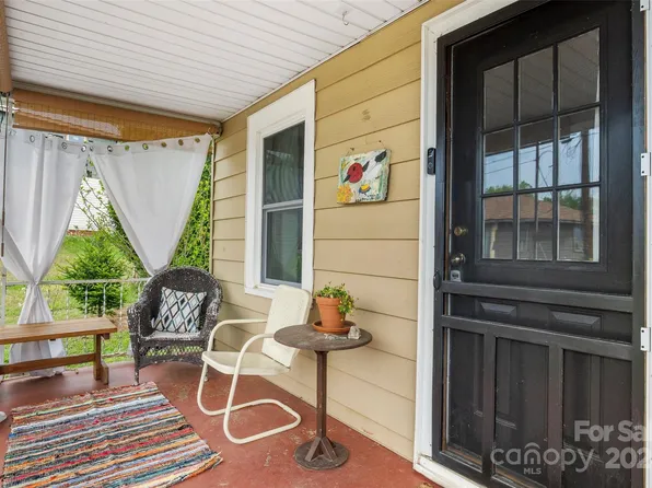 86 Ridge St, Marion, NC 28752