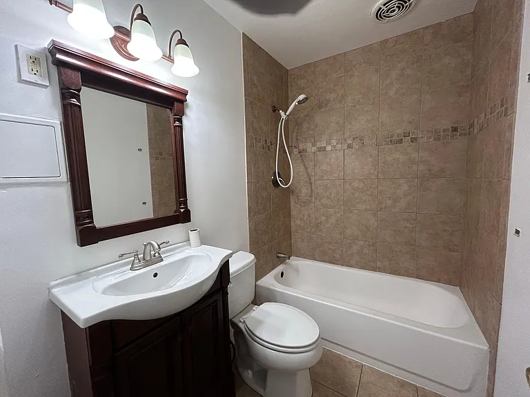 1749 Republic St — Photo 3