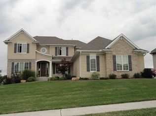 3074 Westminster Rd, Bettendorf, IA 52722