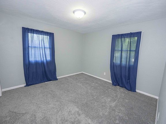 5th image of 300 S Margaret St