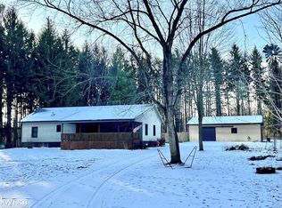 4647 Mount Morris Rd, Columbiaville, MI 48421