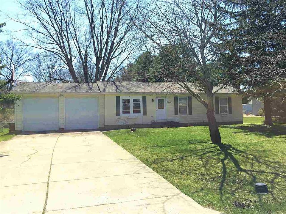 1st image of 605 Ramsey Ln