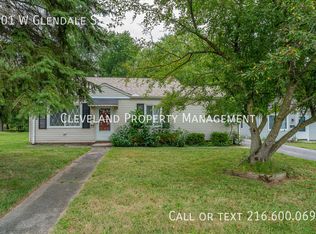 301 W Glendale St, Bedford, OH