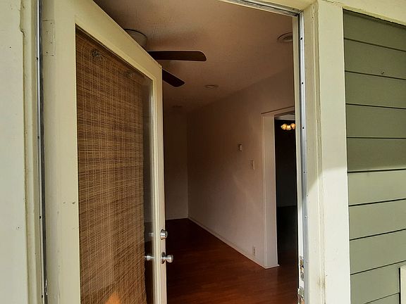 3rd image of 1415 McDuff St