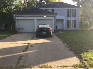 2730 Narraganset Dr, Lansing, MI 48910
