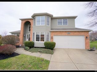 5460 Country Club Ln, Hamburg, NY 14075