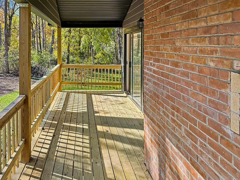 94 Genung Rd #1 — Photo 11