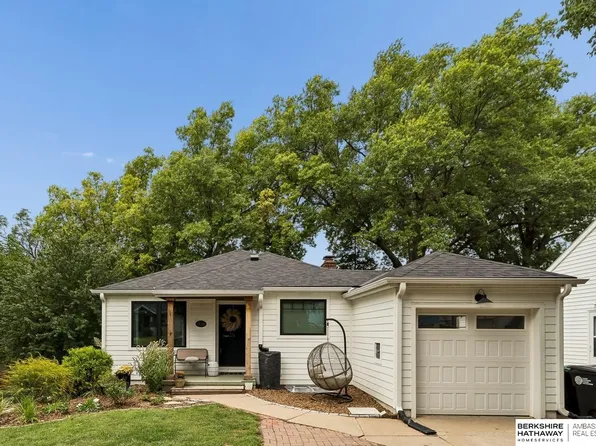 1934 S 61st St, Omaha, NE 68106