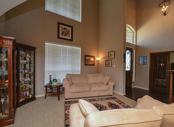3rd image of 12363 Shumard Ln