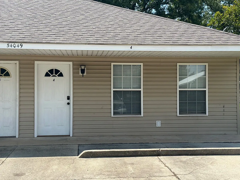 54049 Martin St #4