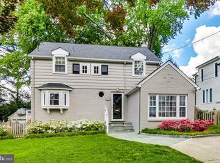 5408 Harwood Rd, Bethesda, MD 20814