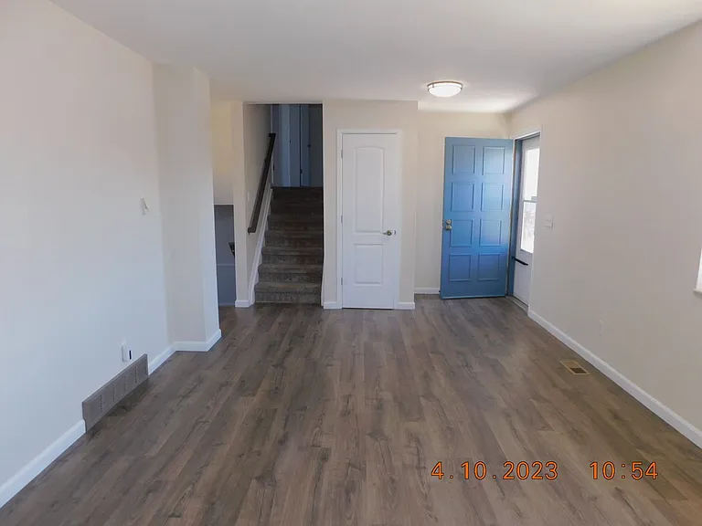 9439 W Burgundy Ave — Photo 9