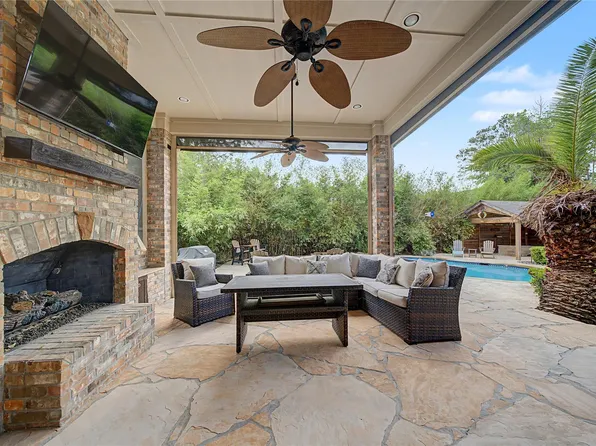 28431 Lauren Cove Ln, Spring, TX 77386