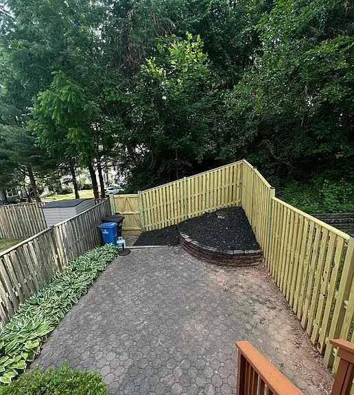 Amethyst Ln — Photo 16