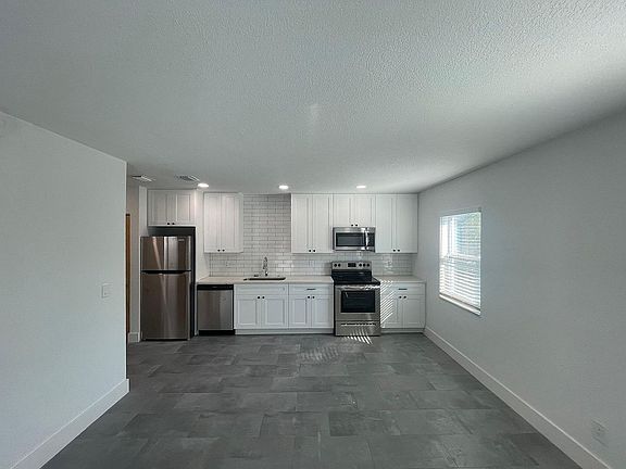 2nd image of 135 Danube Ave APT 7