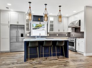 7105 N Atlantic Ave APT A, Portland, OR 97217