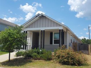 217 Michaelis Dr, Leander, TX 78641