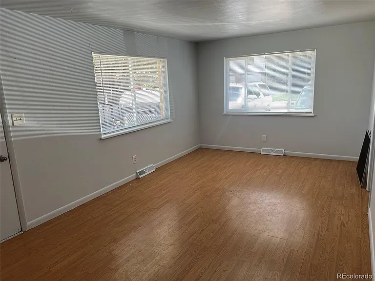 947 S Benton St — Photo 12