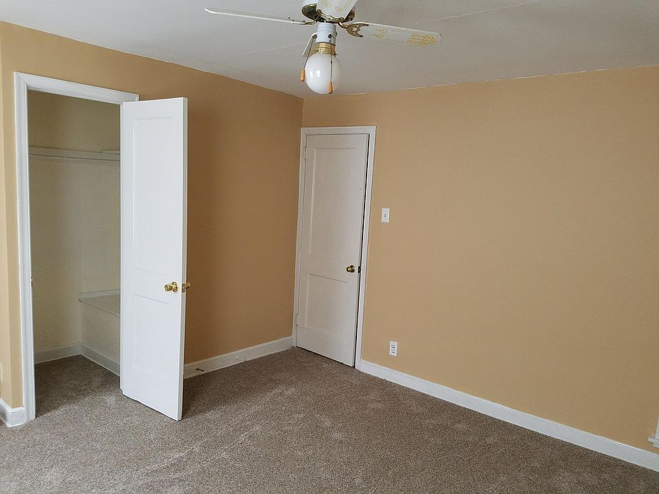 2nd image of 7242 Horrocks St