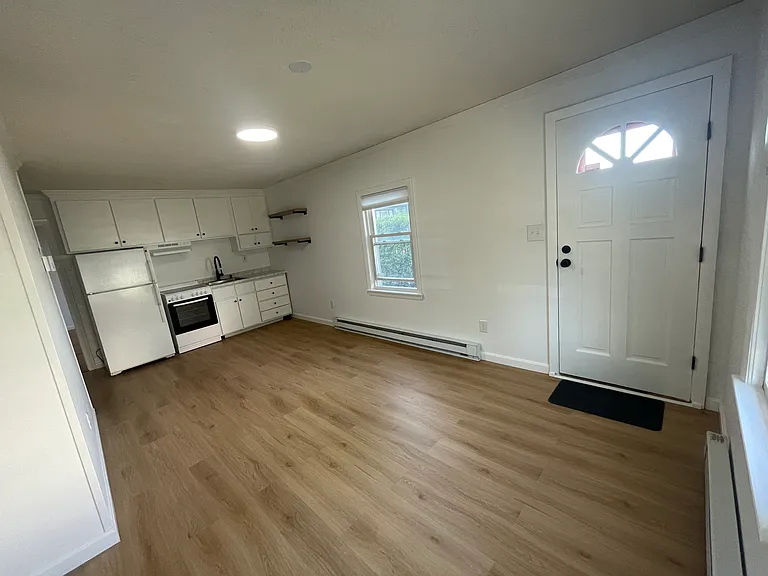 178 Vassall St #2 — Photo 2