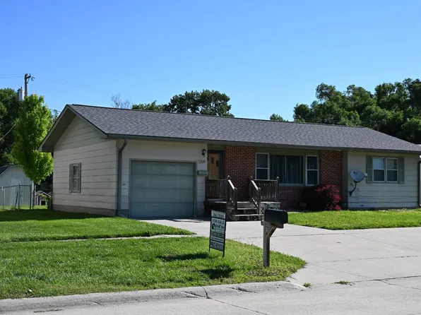 1214 M St, Ord, NE 68862