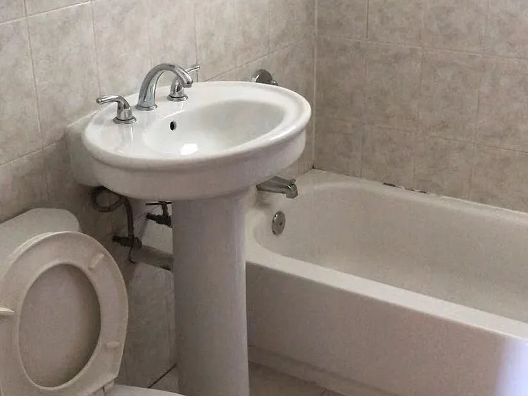 12 Everett St #2 — Photo 3