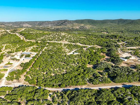 3rd image of 1211 New Northrup Road