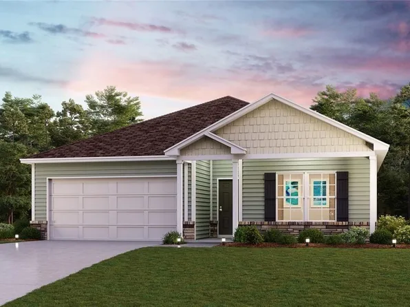 233 Woodlake Lndg, Hartwell, GA 30643