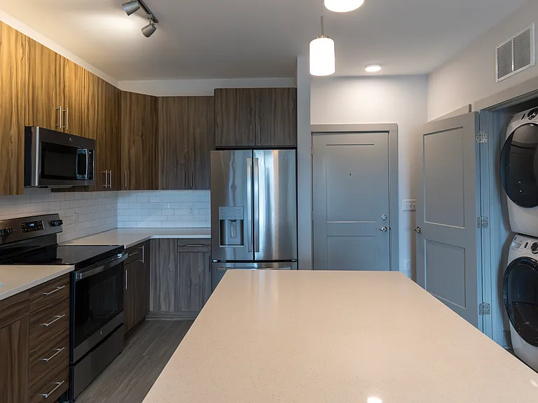 The Hudson — Photo 15