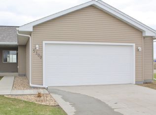 5300 15th Ave SE, Minot, ND 58701