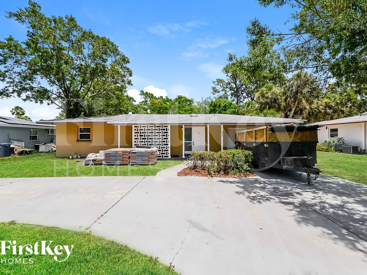3 bed, 2.0 bath, 1768 sqft, $2,620 — Photo 1