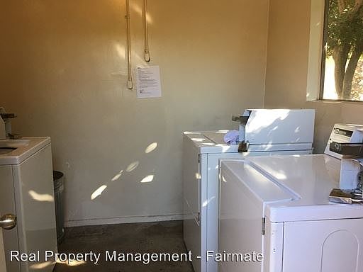 4th image of 743 S Sierra Vista Ave APT A
