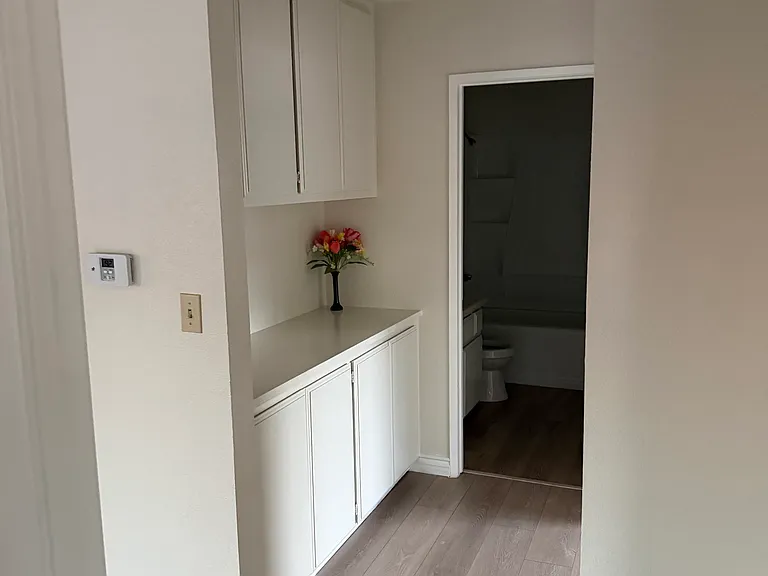 307 N Soldano Ave #1 — Photo 6